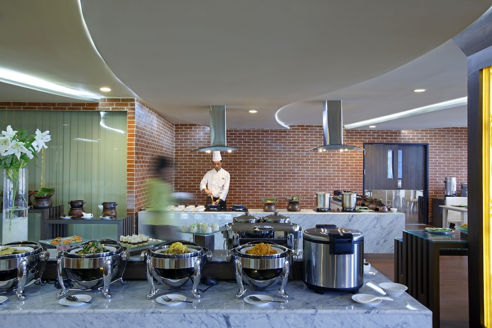 hotel santika depok