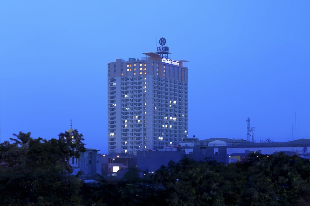 hotel santika depok