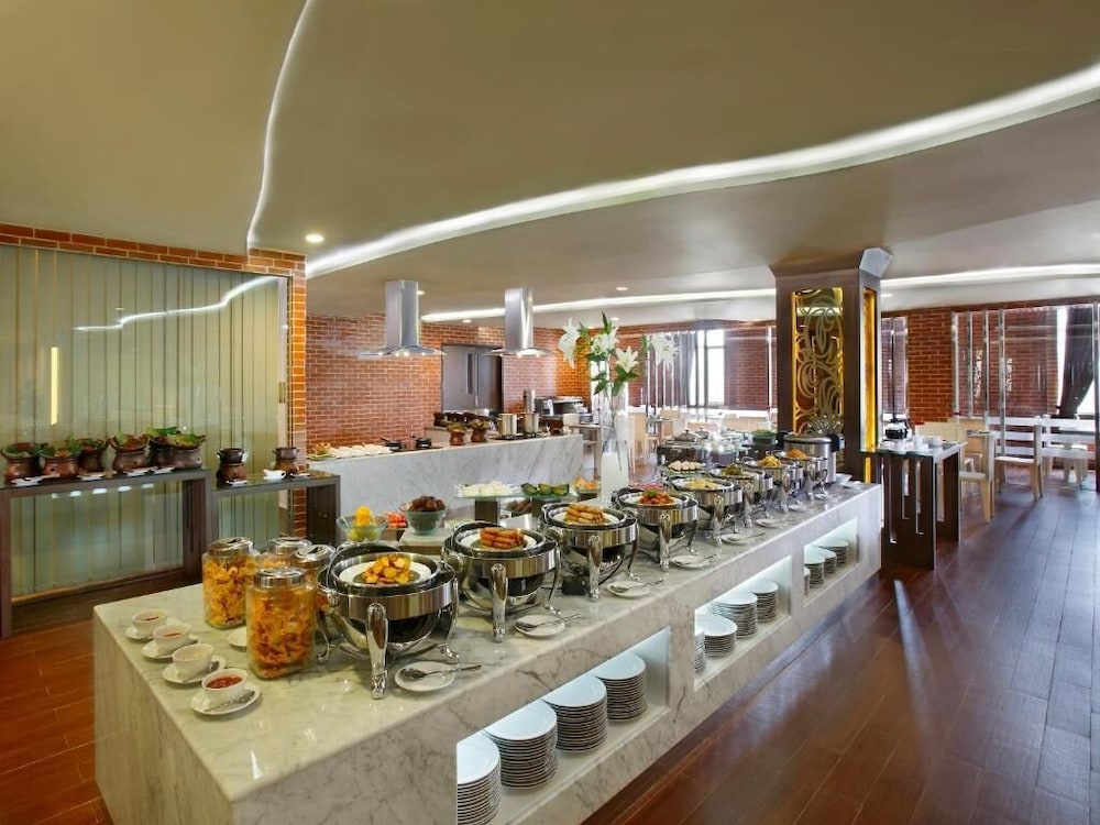 hotel santika depok