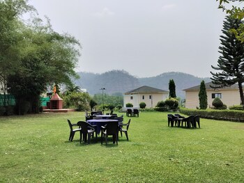 lemonwood riverside premium resort