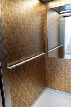 Sublimare Luxury Apartments,,4 star