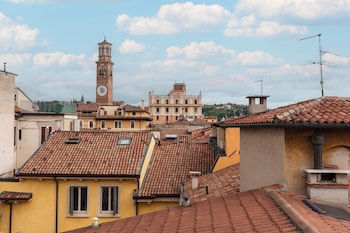 attico nel cuore di via mazzini