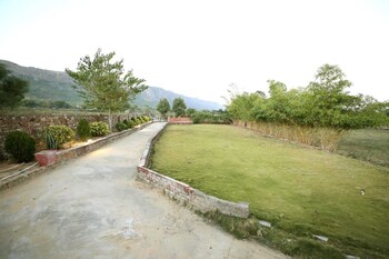 the nivaas at berhins farmstay