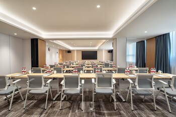 ramada by wyndham zhaoqing dawang