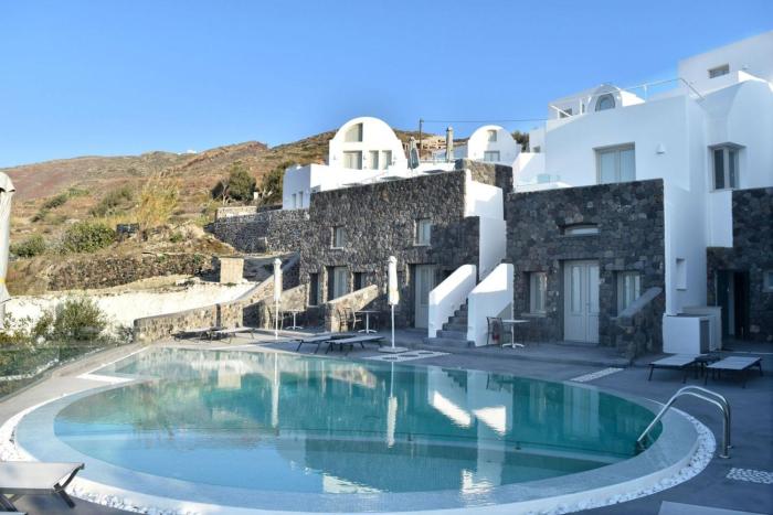 hotiday santorini oia