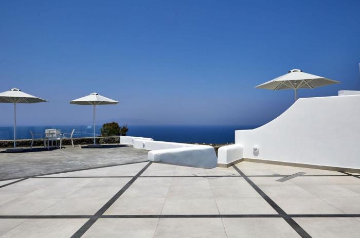 hotiday santorini oia
