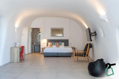 hotiday santorini oia