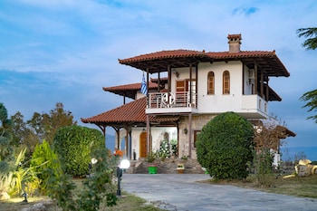 archontiko alexandros boutique hotel