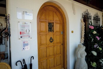 archontiko alexandros boutique hotel