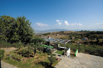 archontiko alexandros boutique hotel