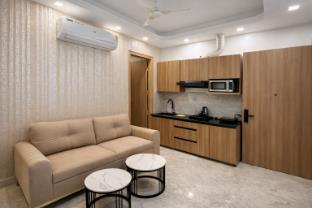 dreamwood hotel near sec 29 gurgaon