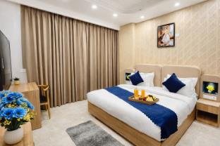 dreamwood hotel near sec 29 gurgaon