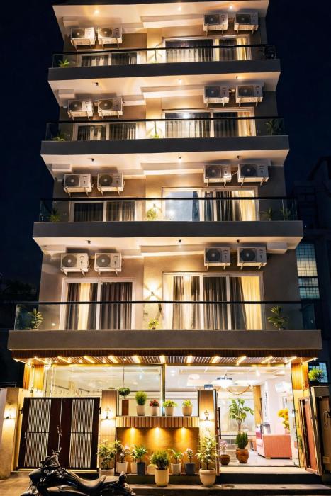 dreamwood hotel near sec 29 gurgaon
