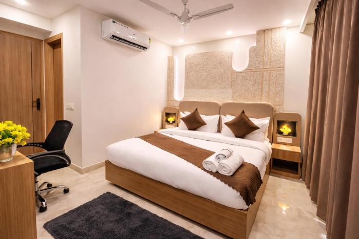 dreamwood hotel near sec 29 gurgaon