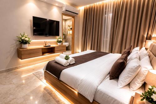 dreamwood hotel near sec 29 gurgaon