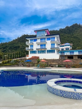 Bella Vista Hotel,,3 star