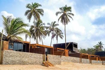 Selah Beach Cabins,,3 star