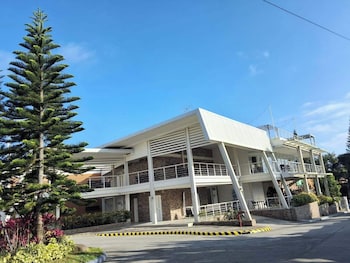 Verdant Villas Tagaytay,,3 star