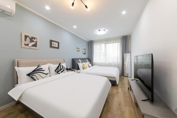 shanghai tongrenge guesthouse