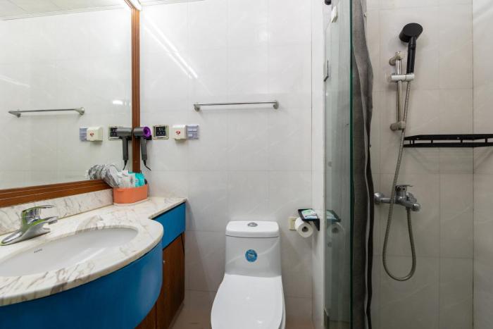 shanghai tongrenge guesthouse