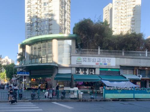 shanghai tongrenge guesthouse