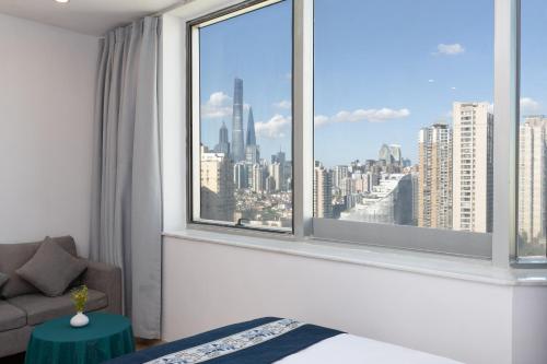 shanghai tongrenge guesthouse