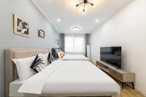 shanghai tongrenge guesthouse