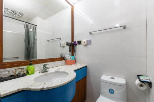 shanghai tongrenge guesthouse