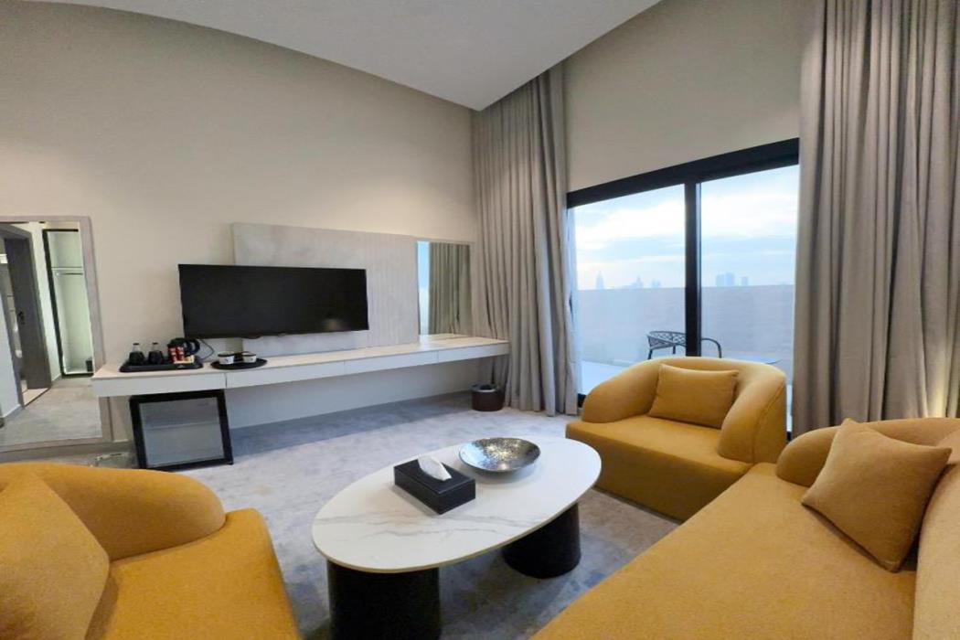 triple a hotel