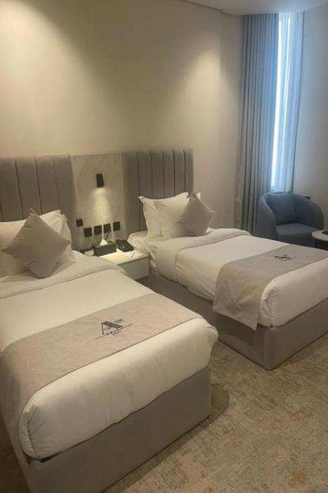 triple a hotel