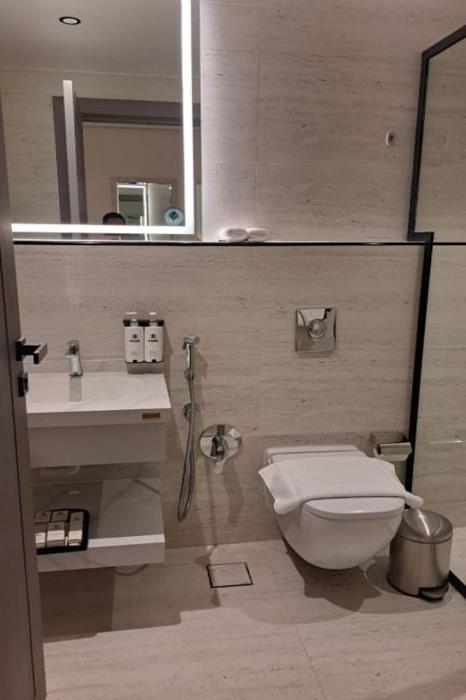 triple a hotel