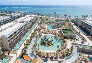 serenade caribe club family beach resort