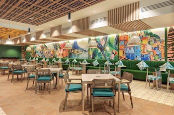serenade caribe club family beach resort