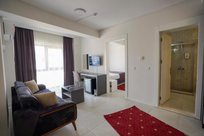 elea premium stay