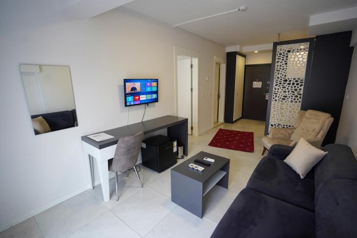 elea premium stay