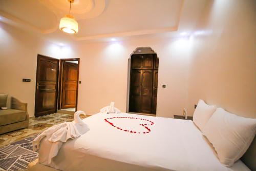 redmoon villa and riad