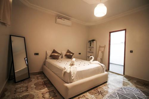 redmoon villa and riad