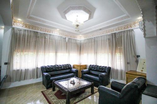redmoon villa and riad