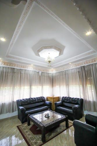 redmoon villa and riad