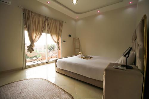 redmoon villa and riad
