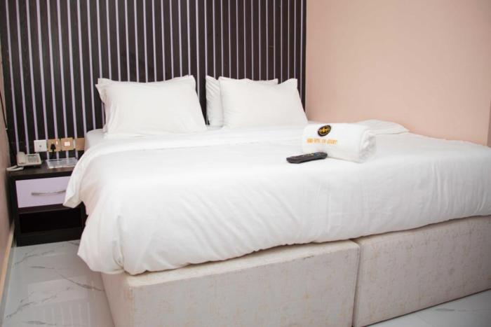 mbre hotel and resorts