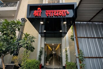 hotel shree sadhna