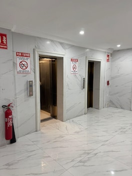 Air Hotel Aviacion,,2 star