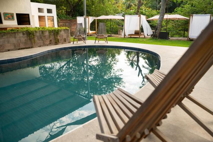 amalfi surf lodge