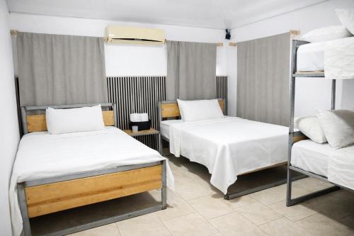 amalfi surf lodge
