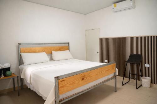 amalfi surf lodge