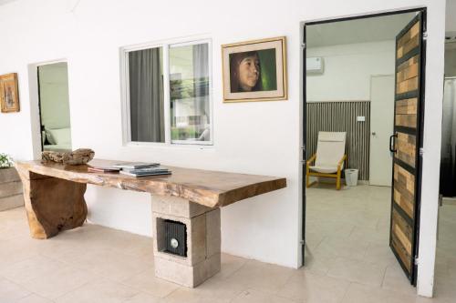 amalfi surf lodge