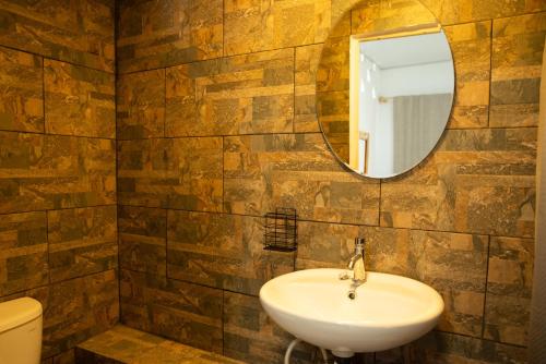 amalfi surf lodge