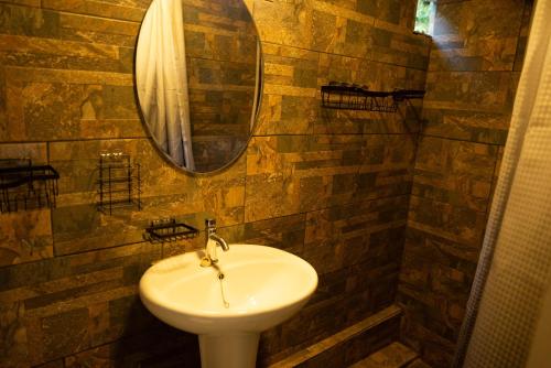 amalfi surf lodge