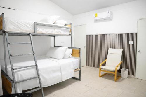 amalfi surf lodge